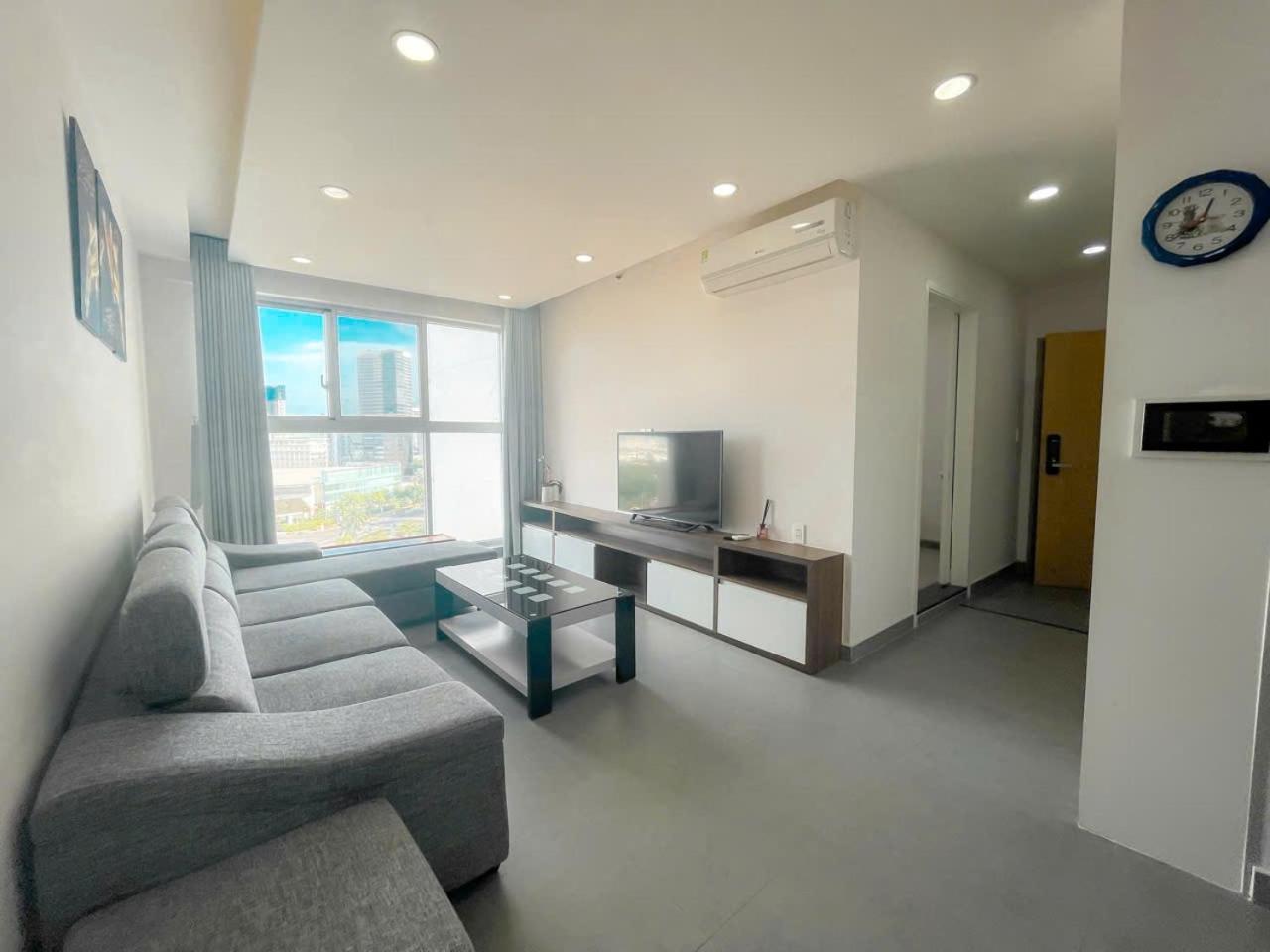 Luxury TP. Hồ Chí Minh