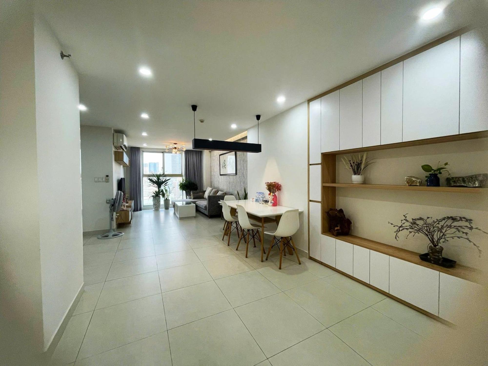 Căn hộ Luxury *